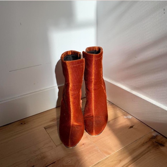 Magic Orange Vintage Boots - Picture 2 of 8